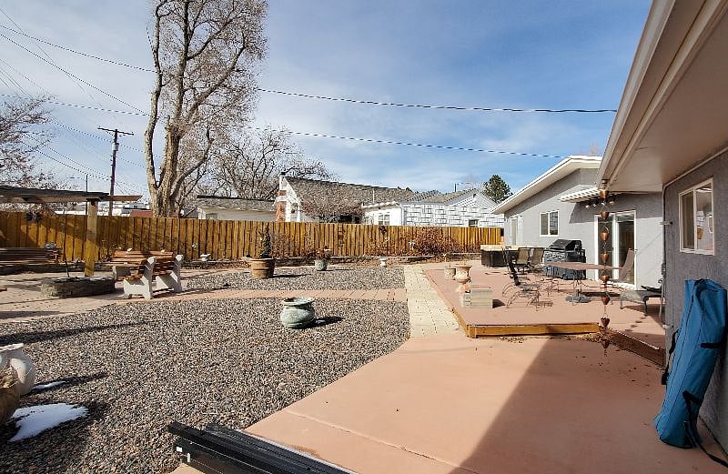 Furnished Finder property 416494_3 photo 11