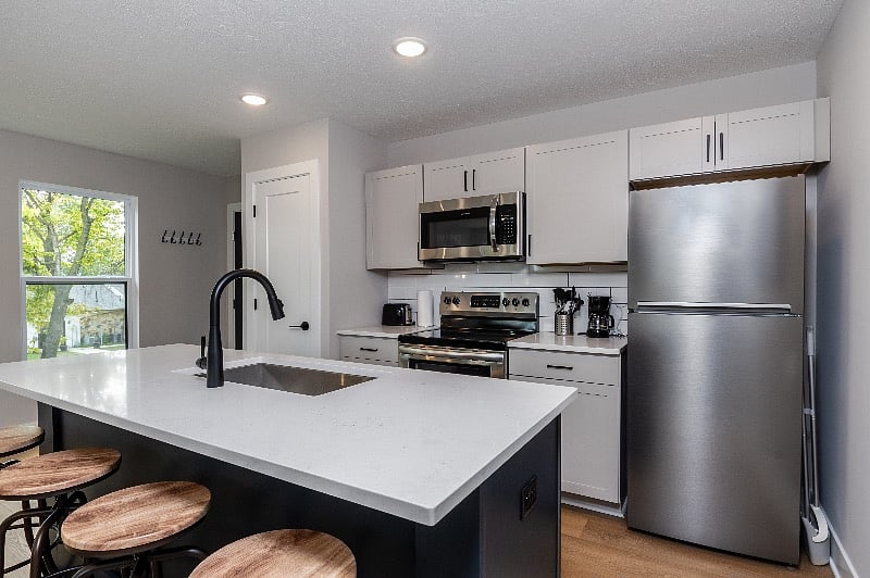 Furnished Finder property 416552_1 photo 4
