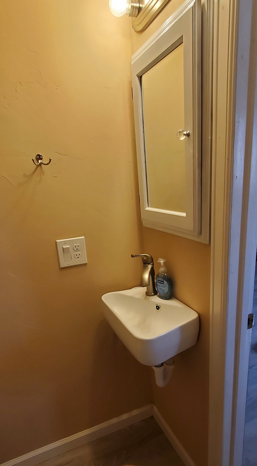 Furnished Finder property 416571_2 photo 6