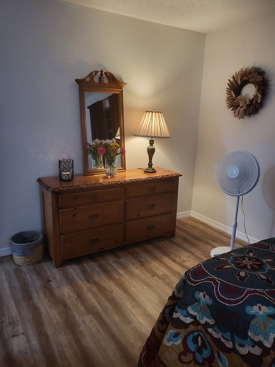 Furnished Finder property 416593_1 photo 3