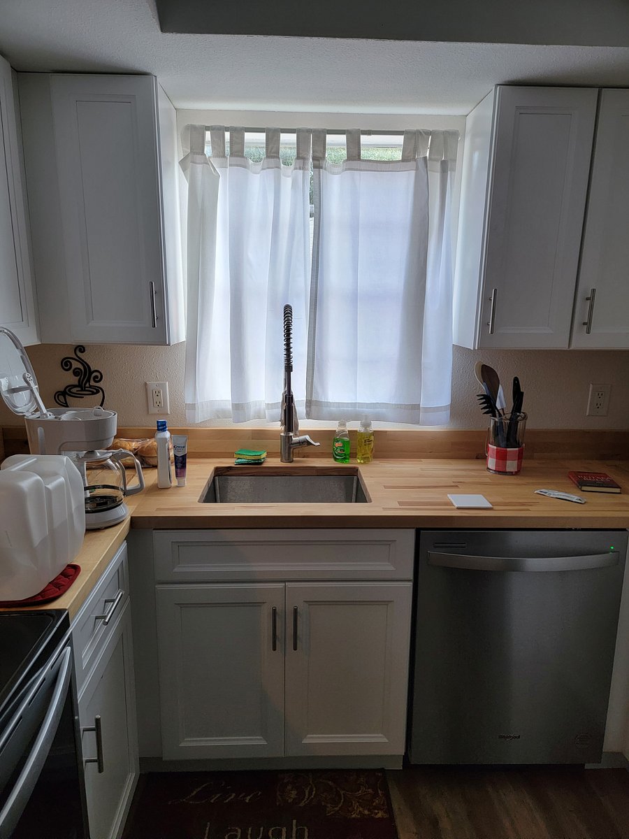 Furnished Finder property 416593_1 photo 16