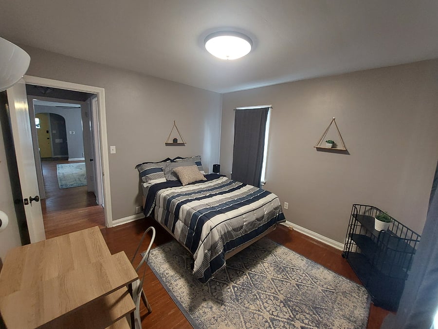 Furnished Finder property 416595_1 photo 18
