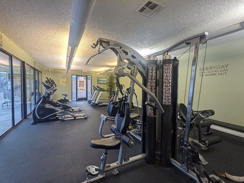 Furnished Finder property 416603_1 photo 35