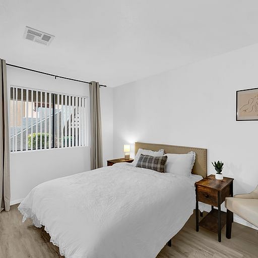 Furnished Finder property 416603_1 photo 13