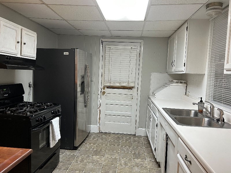 Furnished Finder property 416604_3 photo 8