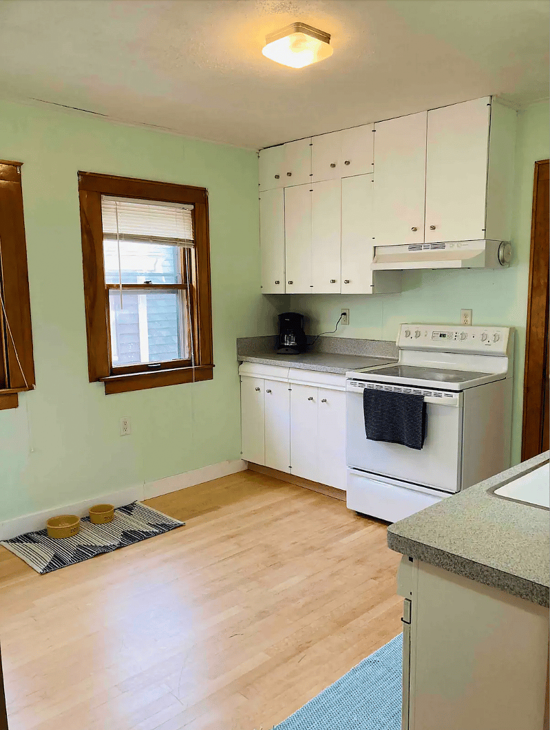 Stove, coffee machine, along with post/pans, etc. for a fully stocked kitchen.