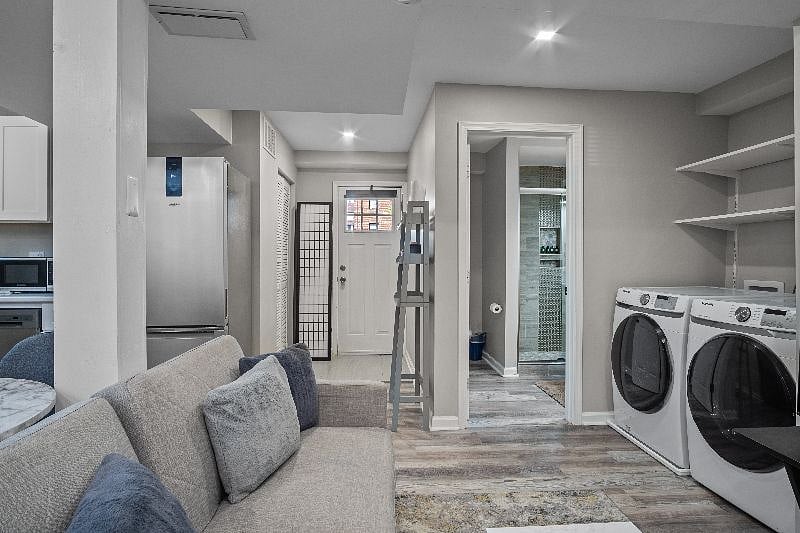 Furnished Finder property 416720_1 photo 6