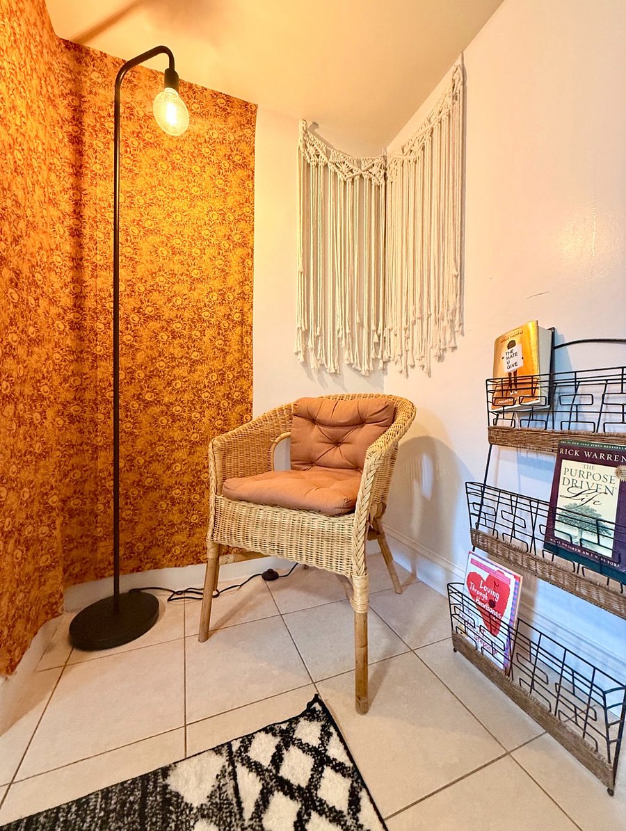 Furnished Finder property 416725_1 photo 4