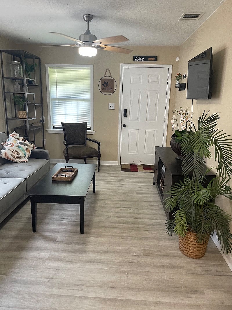 Furnished Finder property 416738_1 photo 6