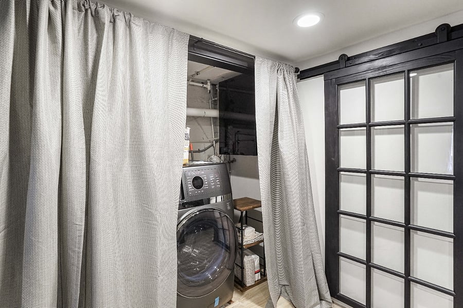 Furnished Finder property 416825_3 photo 34