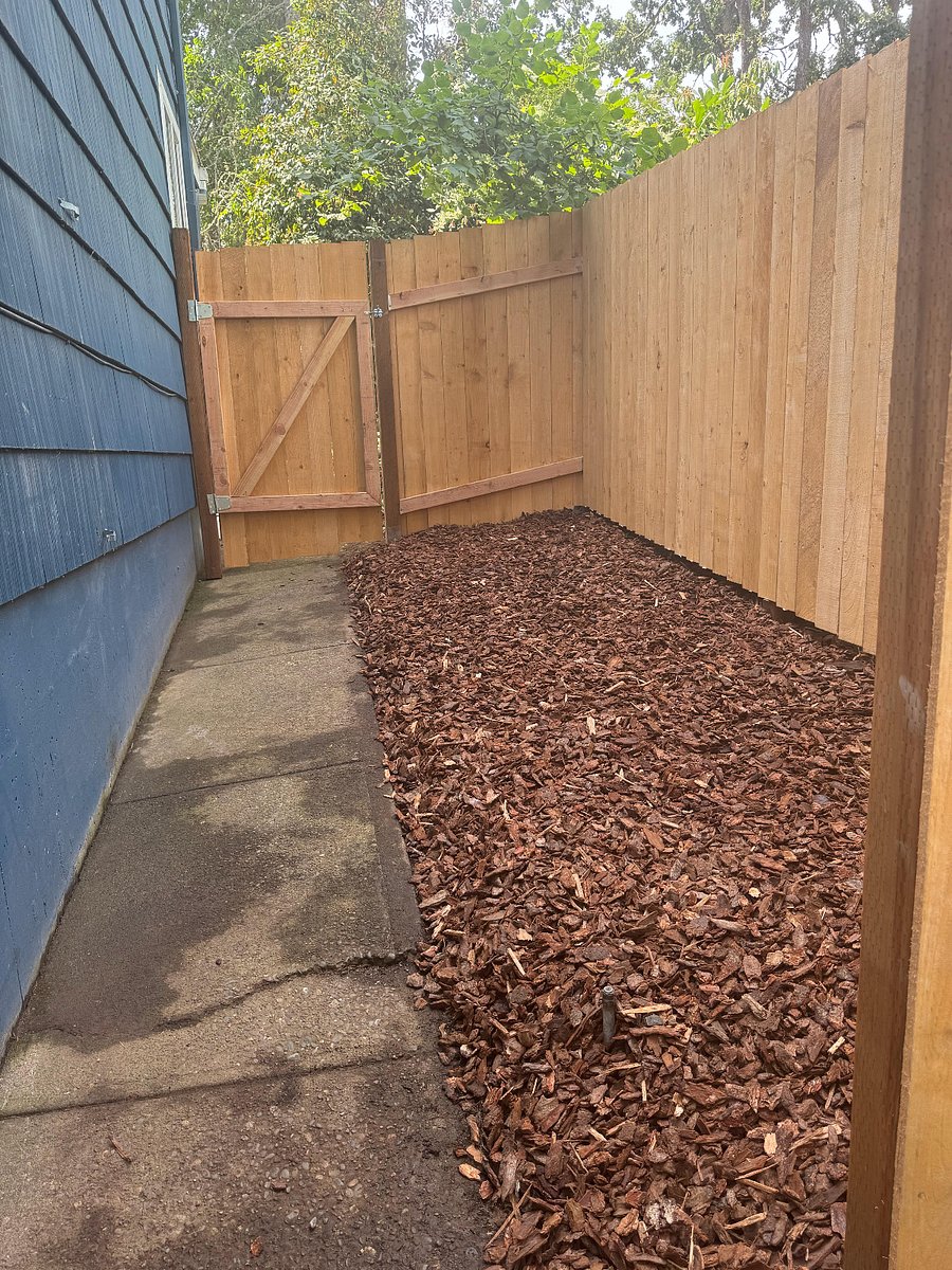 Provide a safe and secure space for your furry friends to play with this gated dog run.