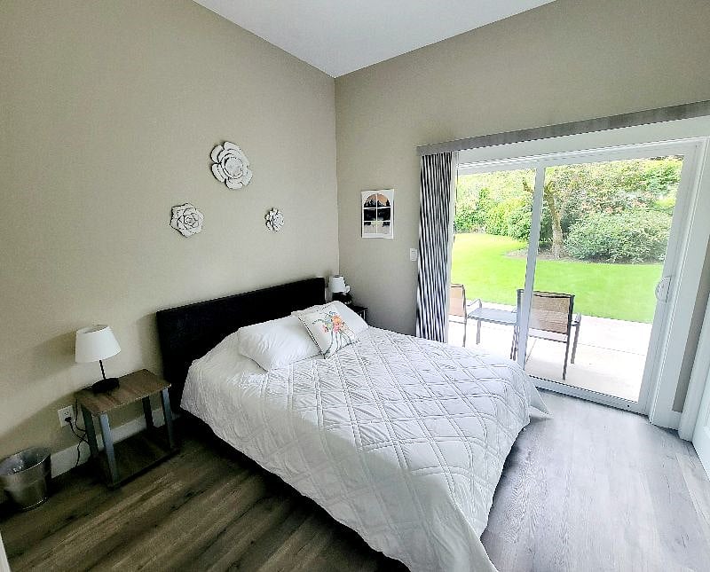 Furnished Finder property 416896_1 photo 10