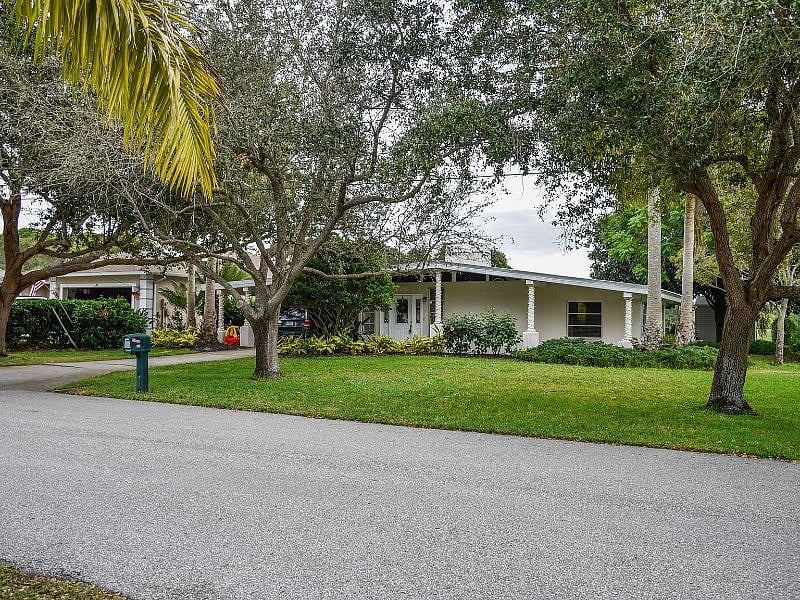 Furnished Finder property 416933_1 photo 11