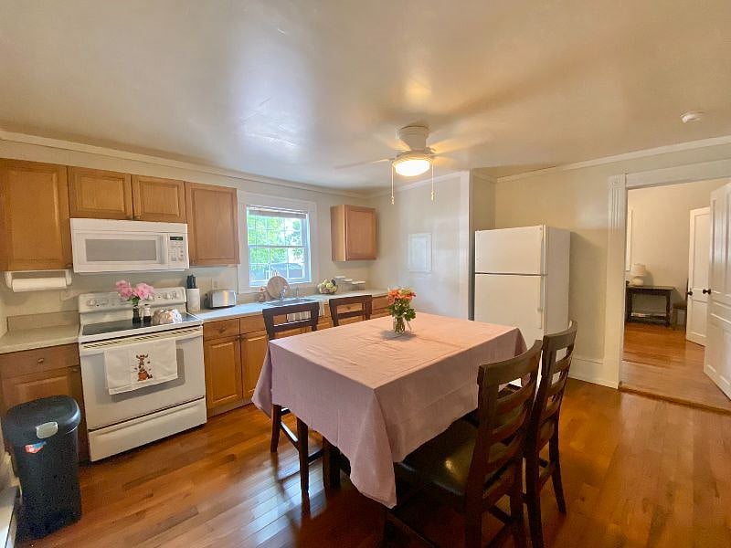Furnished Finder property 416978_1 photo 4