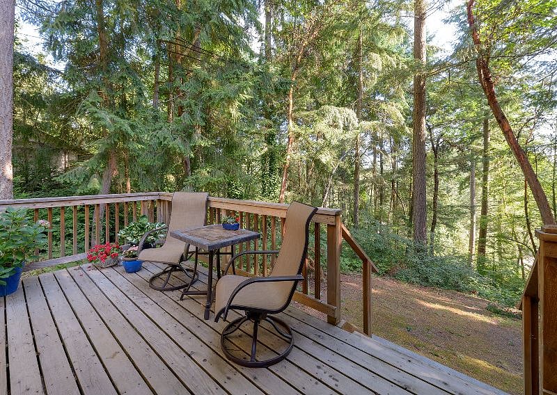 Deck off the patio