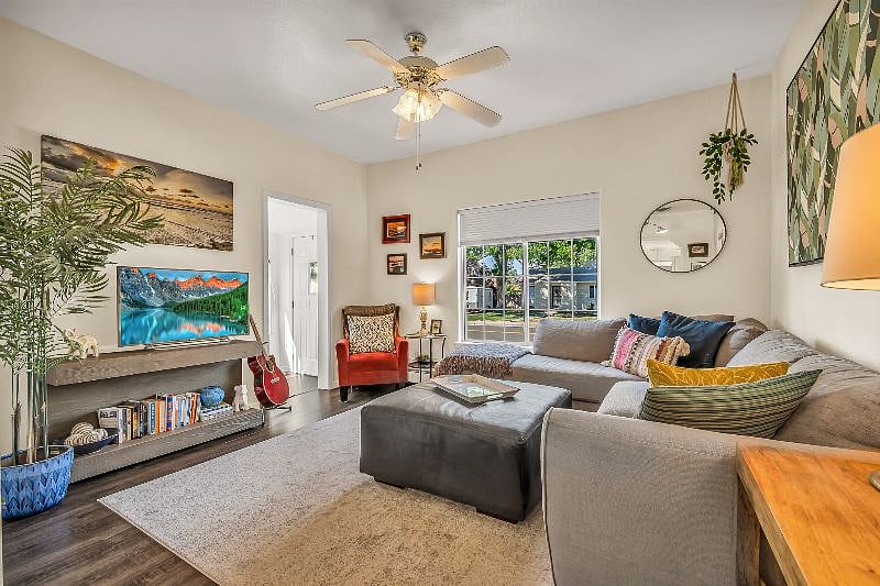 Furnished Finder property 416981_1 photo 3