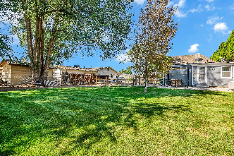 Furnished Finder property 416981_1 photo 22
