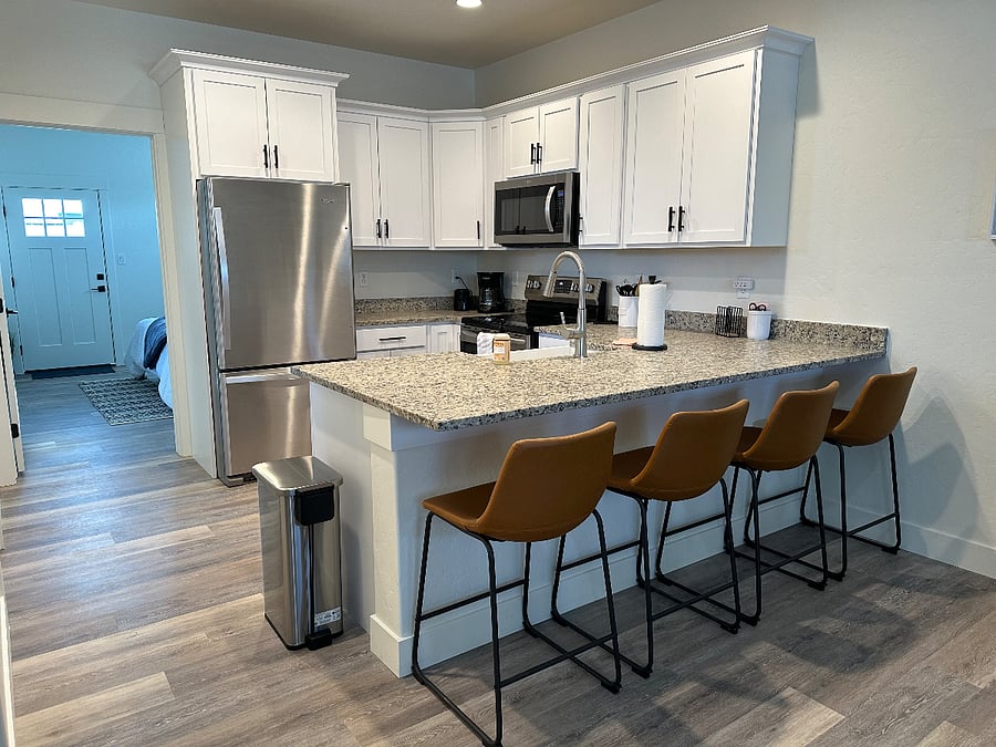 Furnished Finder property 416981_2 photo 3