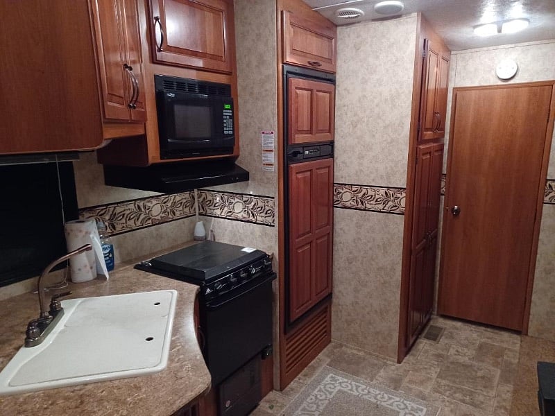 Furnished Finder property 416985_1 photo 4