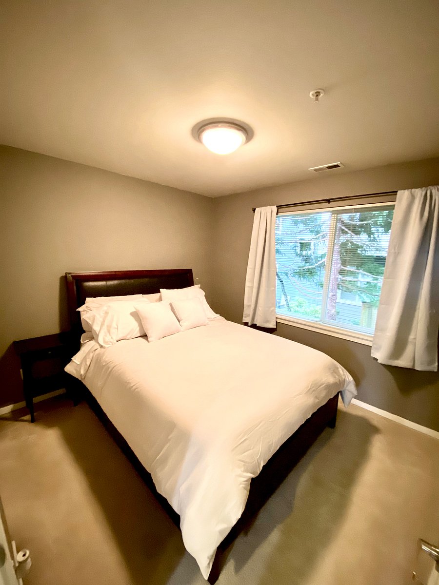 Furnished Finder property 417000_1 photo 8
