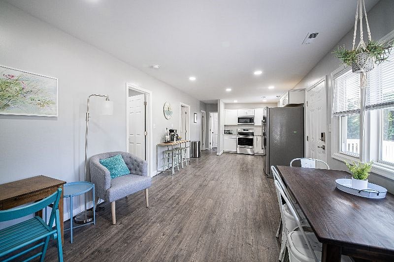 Furnished Finder property 417019_1 photo 26