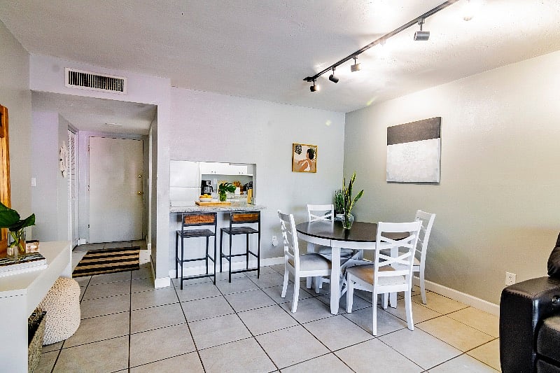 Furnished Finder property 417023_1 photo 7