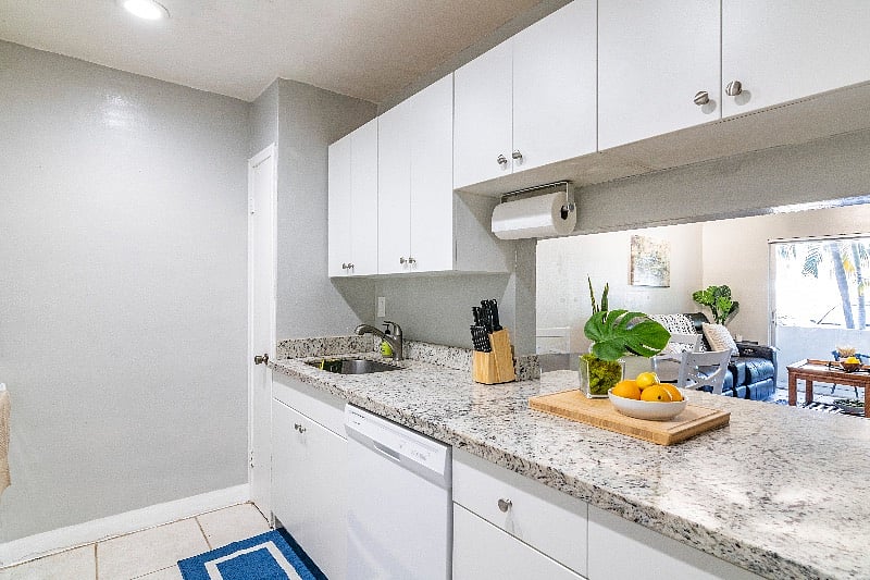 Furnished Finder property 417023_1 photo 4