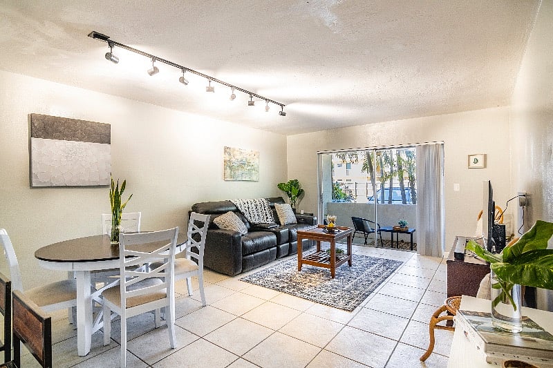Furnished Finder property 417023_1 photo 14