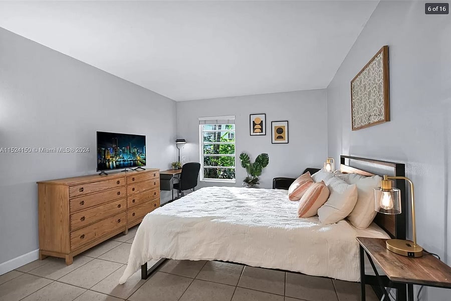 Furnished Finder property 417023_1 photo 23