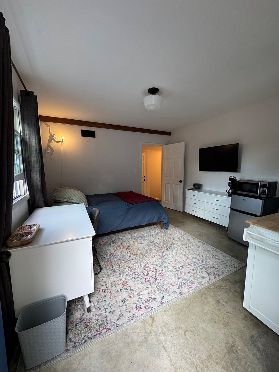 Furnished Finder property 417105_1 photo 3
