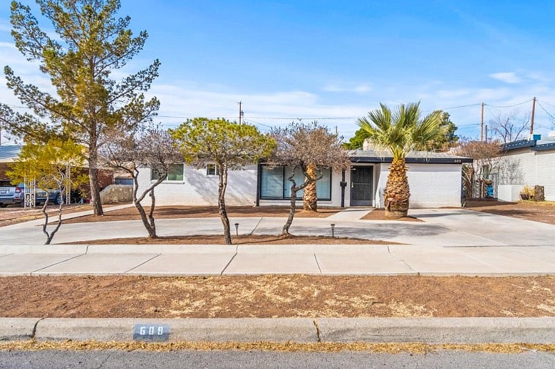Furnished Finder property 417116_1 photo 3