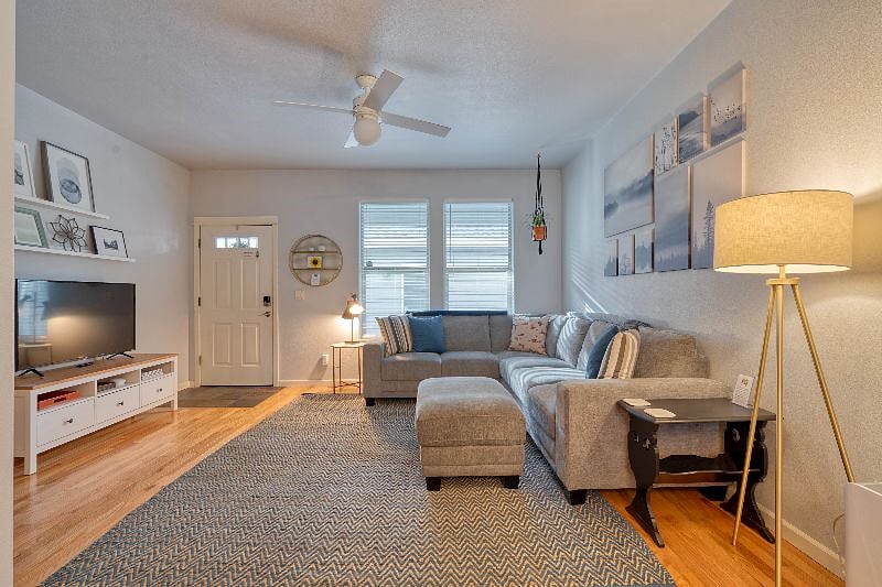 Furnished Finder property 417128_1 photo 23