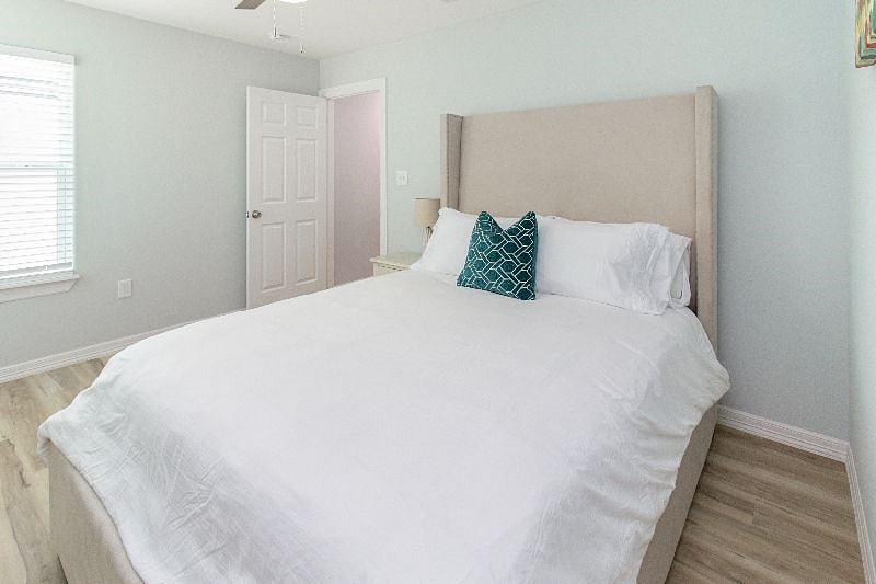 3rd Bedroom - Queen Bed