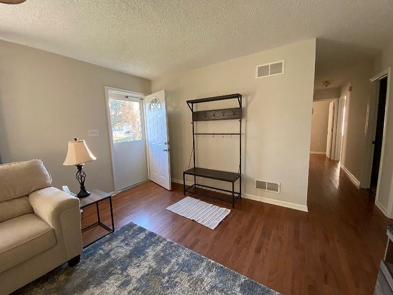 Furnished Finder property 417299_1 photo 5