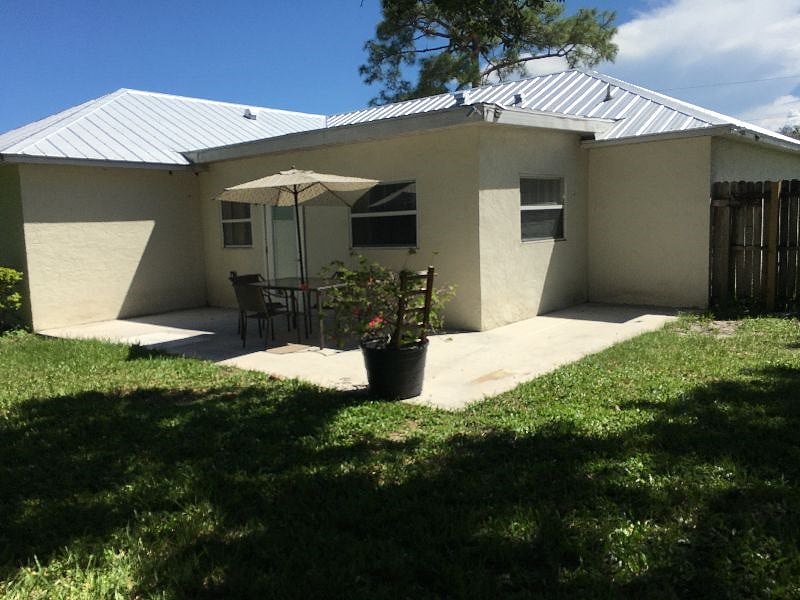 Furnished Finder property 417300_1 photo 4