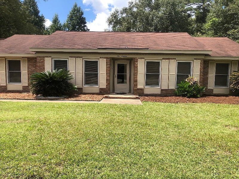 Front view and entryway.