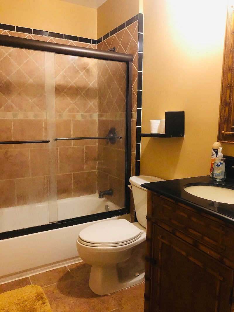 Main bathroom.