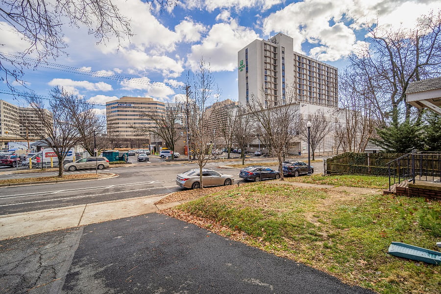 Furnished Finder property 417353_1 photo 13