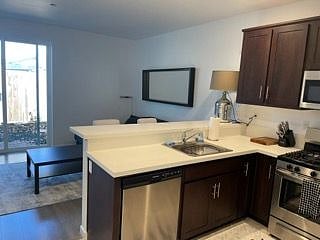 Furnished Finder property 417390_1 photo 8