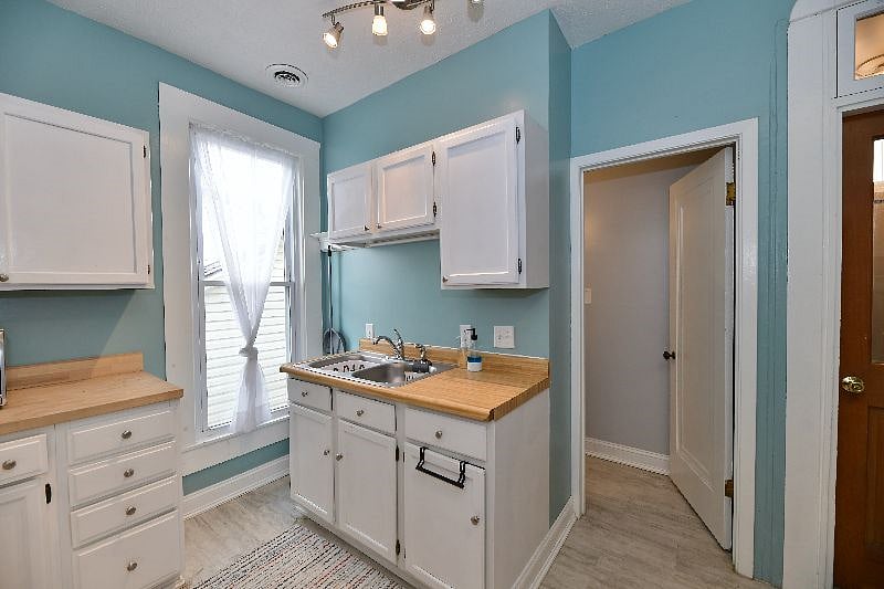Furnished Finder property 417418_1 photo 12