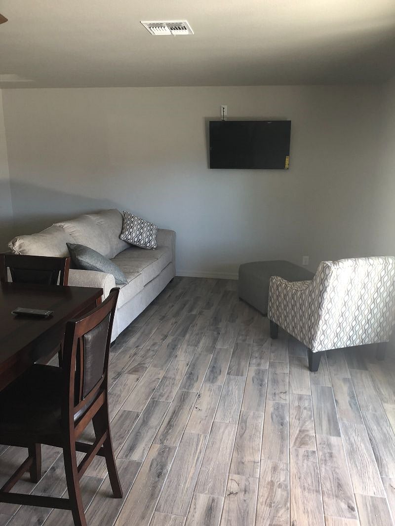Furnished Finder property 417482_1 photo 7