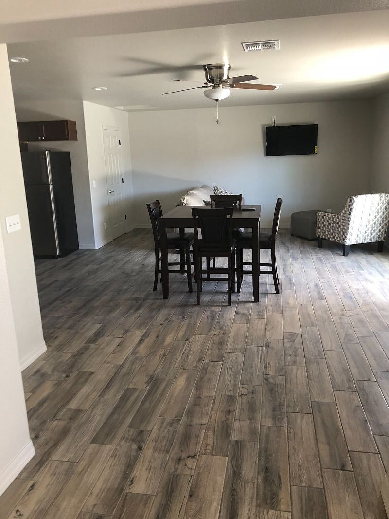 Furnished Finder property 417482_1 photo 6