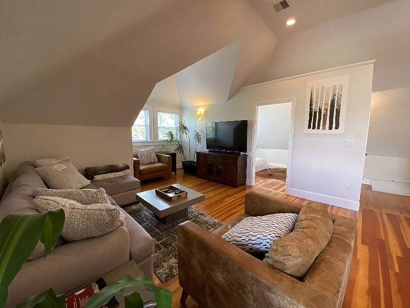 Furnished Finder property 417562_1 photo 3