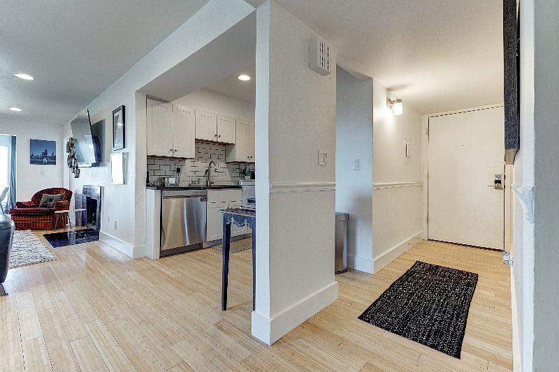 Furnished Finder property 417570_1 photo 13