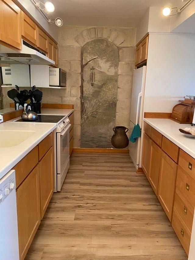 Furnished Finder property 417650_1 photo 12