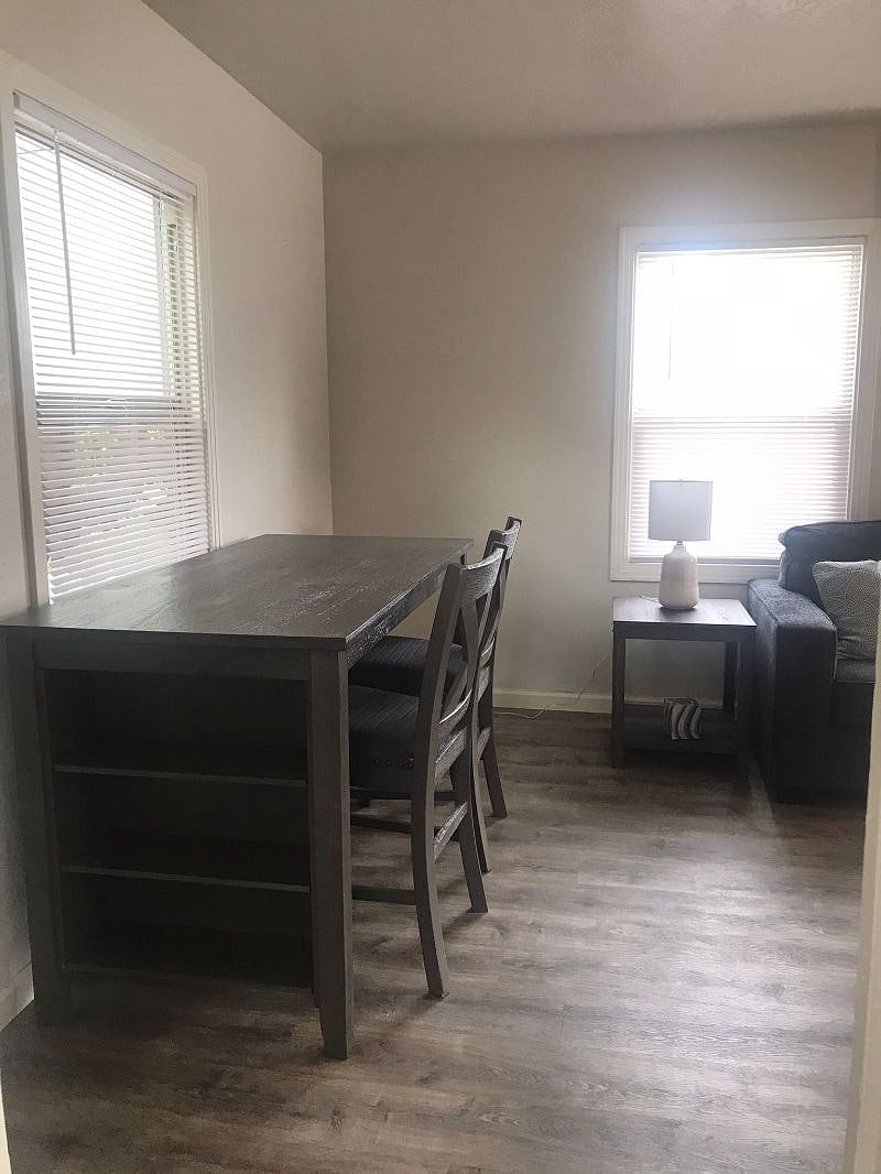 Furnished Finder property 417659_2 photo 8