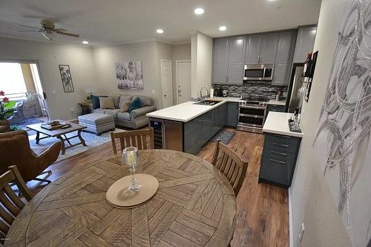 Furnished Finder property 417685_1 photo 3