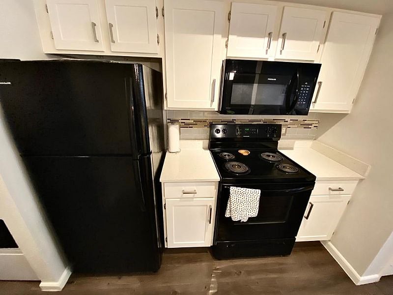 Furnished Finder property 417714_1 photo 4