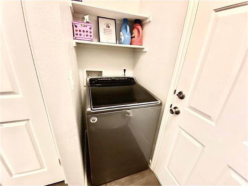 Furnished Finder property 417714_1 photo 7