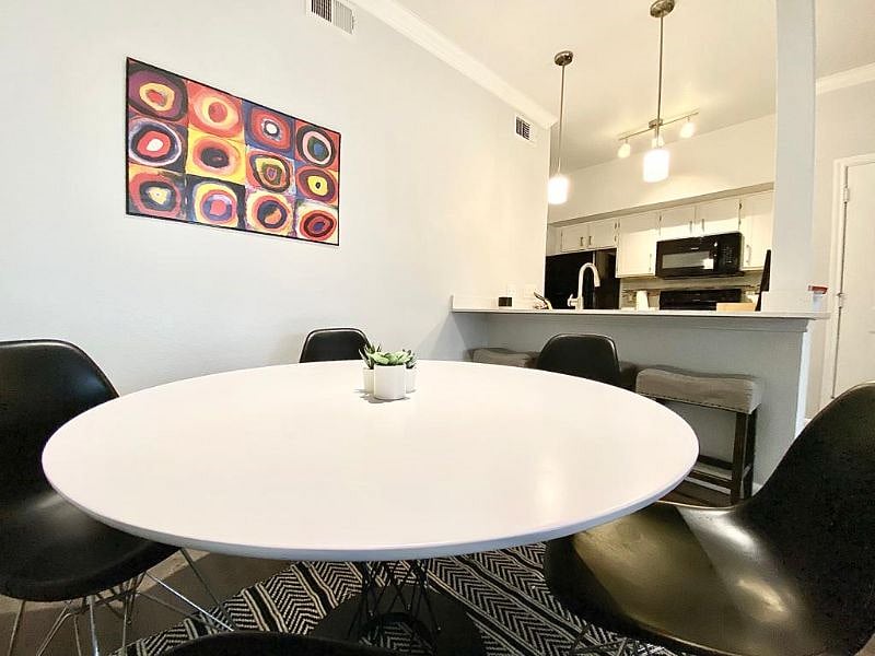 Furnished Finder property 417714_1 photo 8